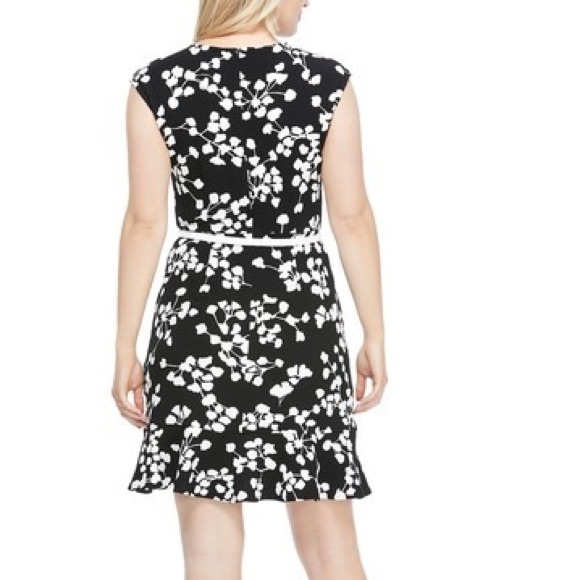 London Times Dress Mini Floral Print Ruffle Flare Hem Sheath Size 14 NWT $108 - Picture 3 of 8